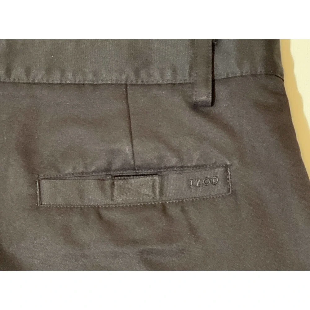 IZOD GOLF Men’s 38 Black Cargo Golf Shorts Polyester - Picture 4 of 7